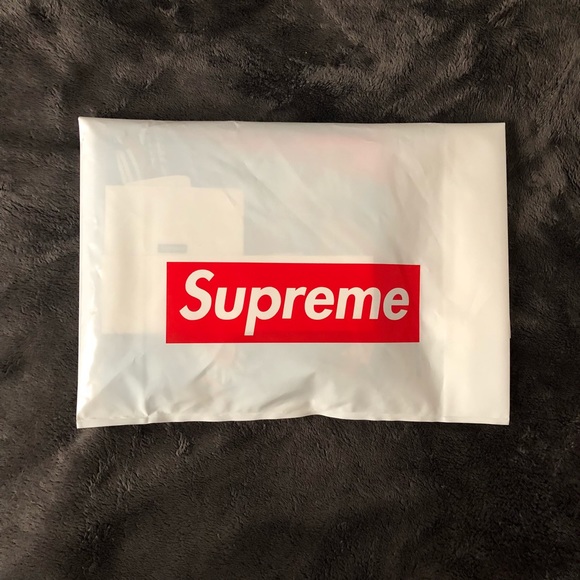 Supreme Supremes Group Tee T-shirt - Picture 2 of 7